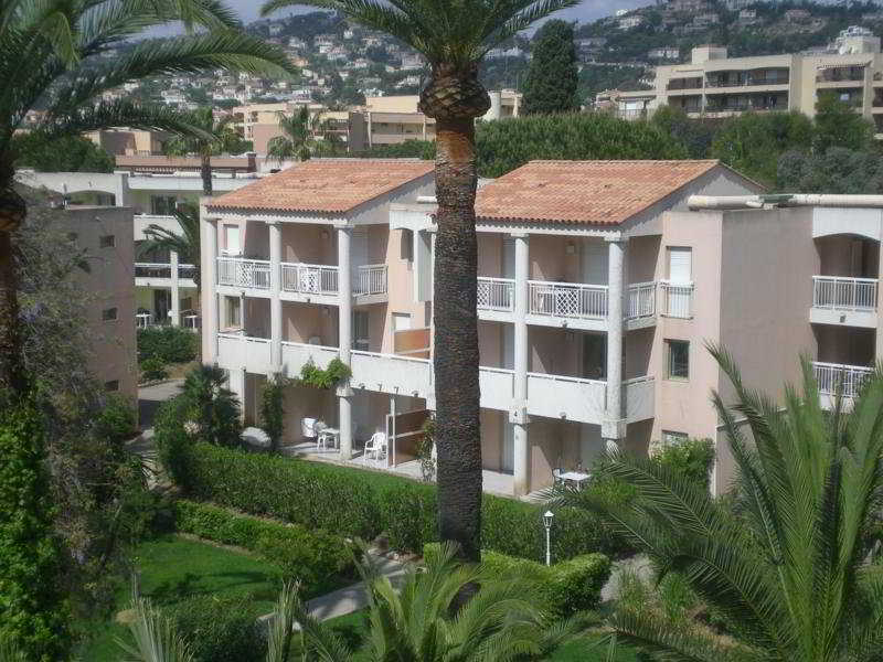 Residence Odalys Open Golfe Juan Kültér fotó