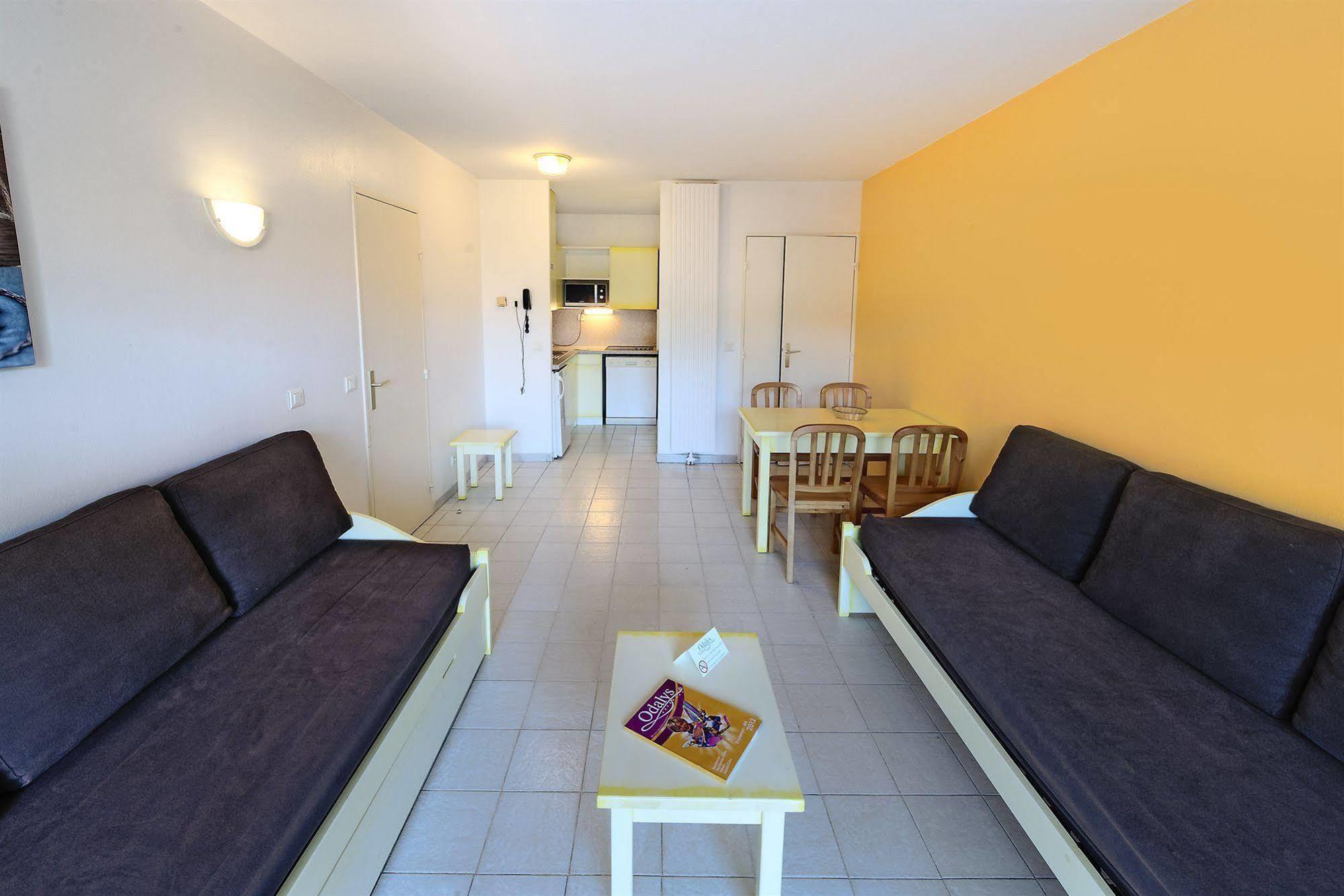 Residence Odalys Open Golfe Juan Kültér fotó